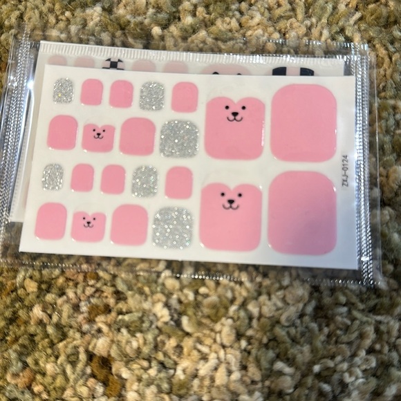 Set of 4 Animal Styles Nail Wraps Sets Gel Nails or Top Coat and Go - Picture 4 of 6